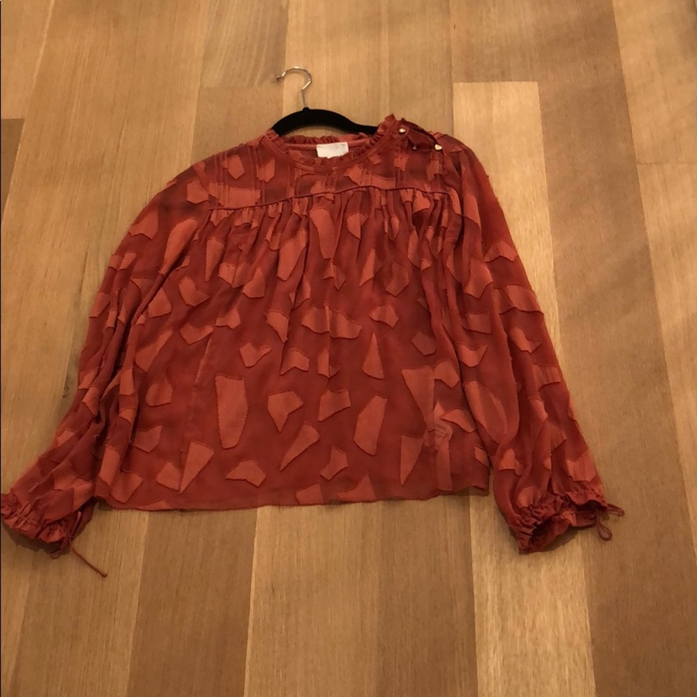 Aritzia blouse size small